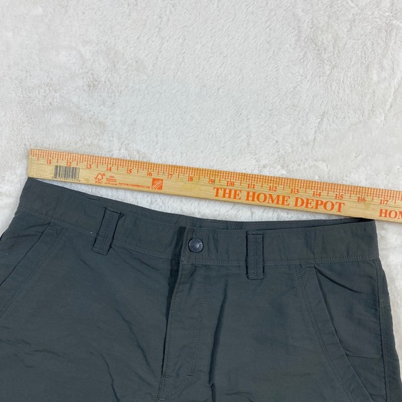 The North Face Mens 34 Gray Nylon Shorts Cargo Outdoor Hiking Performance - Picture 2 of 10